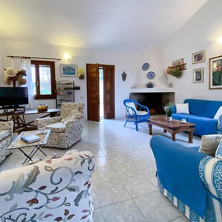 Casa Pavoncella Sarda *