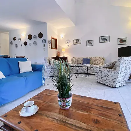 Casa Pavoncella Sarda Nyaraló